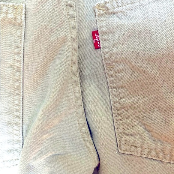 Levi’s Tan Denim Shorts, 12” High Rise 9” Inseam Size 32 Vintage - Picture 6 of 6